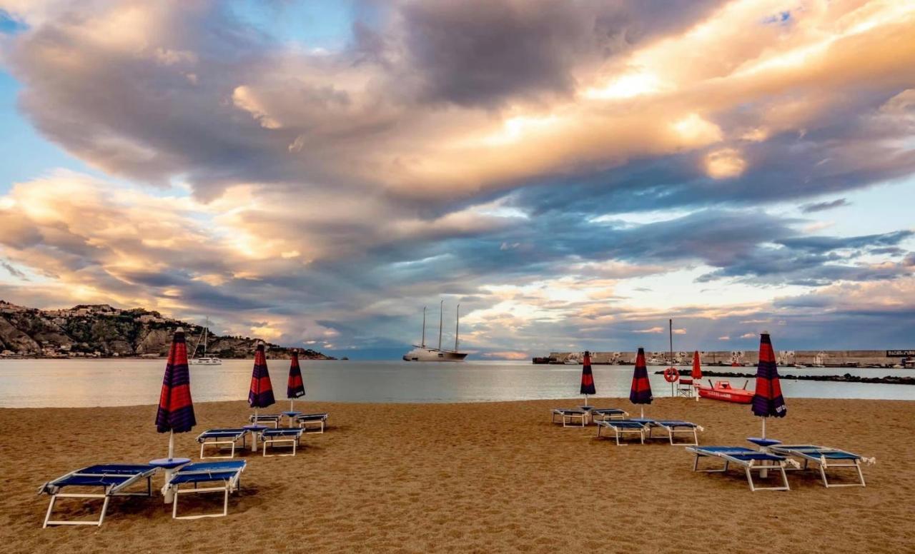 Sensoria Naxos Suites Giardini-Naxos Kültér fotó